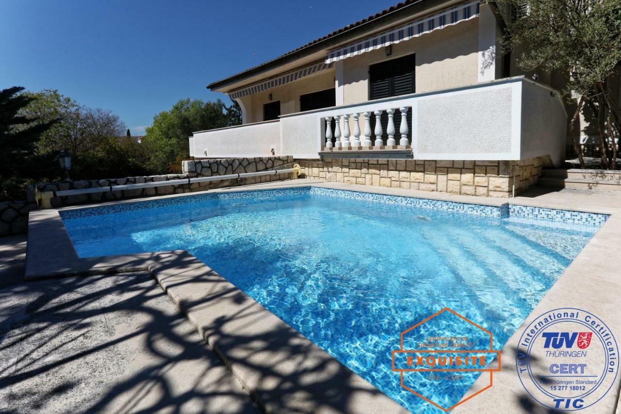 Villa Kovach クルク エクステリア 写真